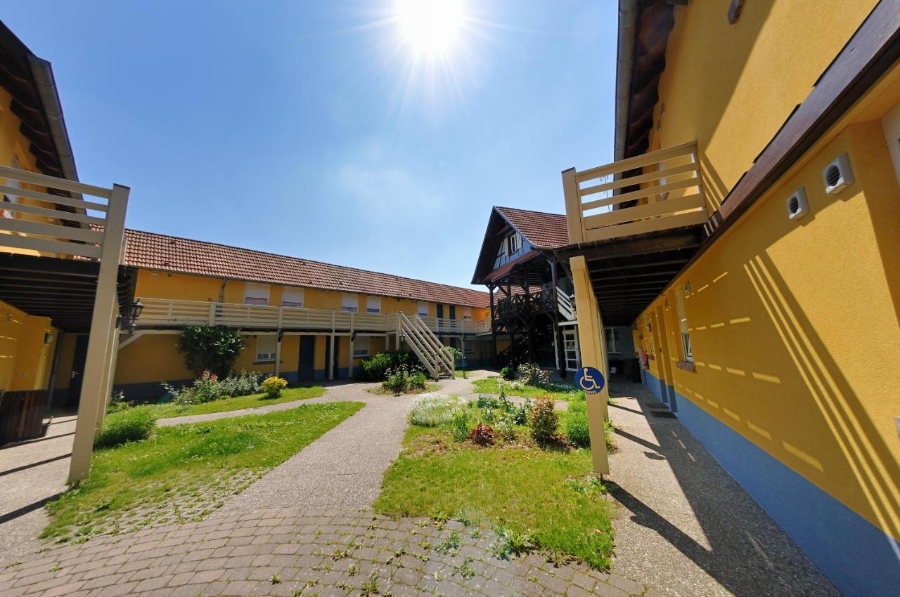 Le Relais De Wasselonne Exterior photo