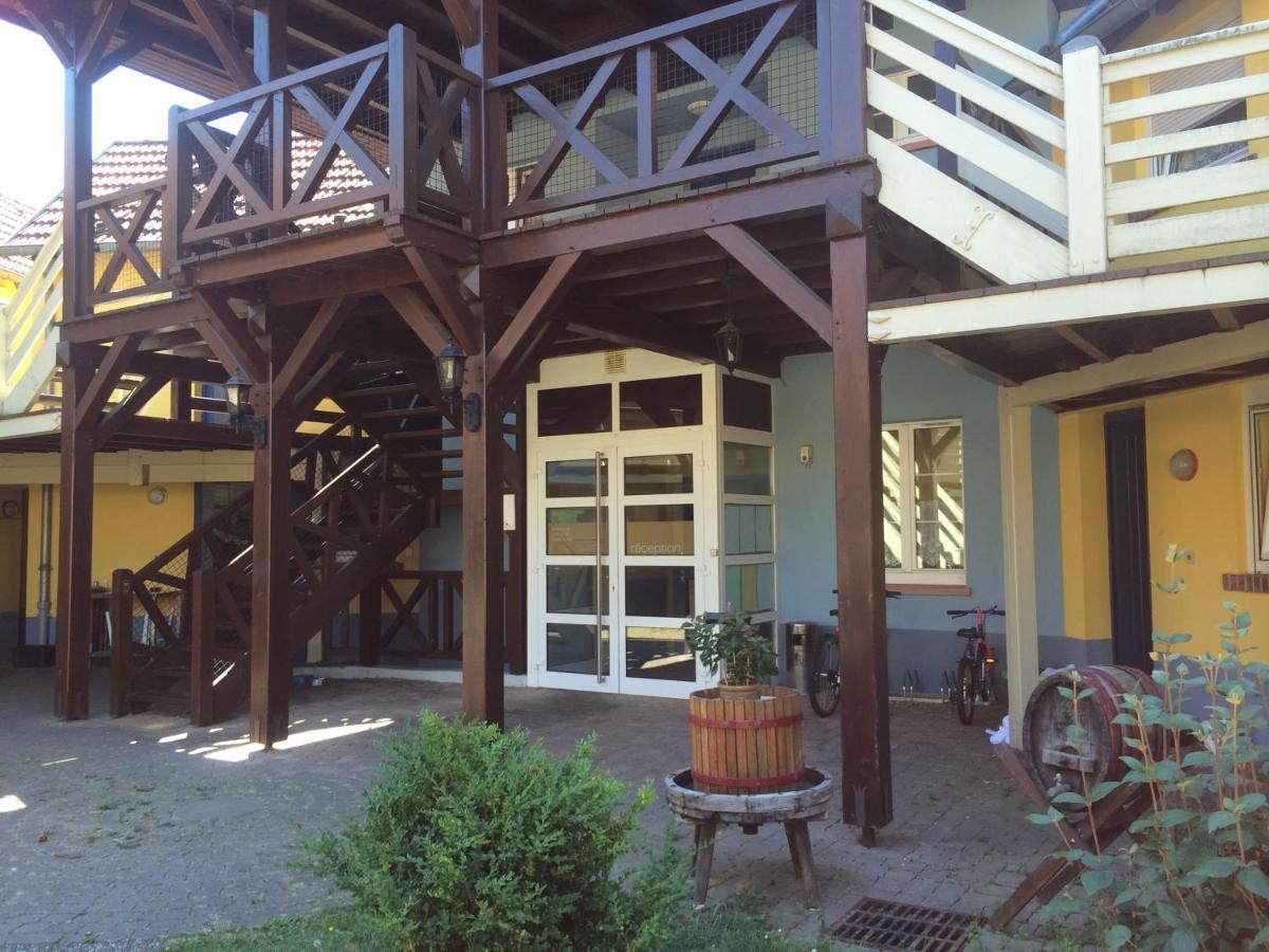 Le Relais De Wasselonne Exterior photo