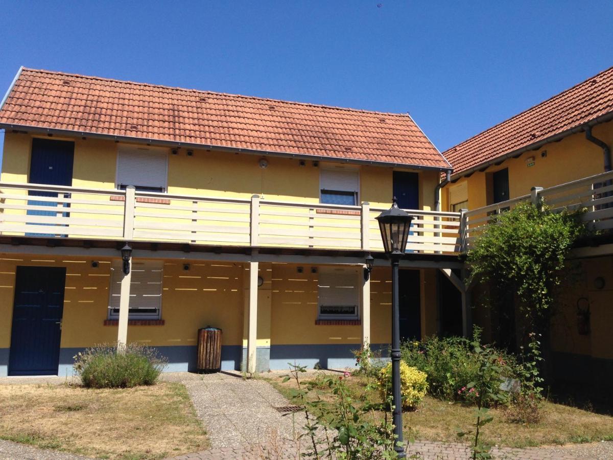 Le Relais De Wasselonne Exterior photo